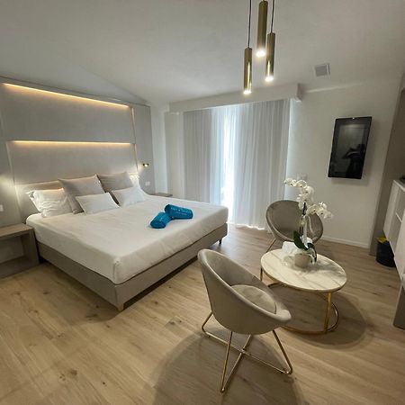 Chic & Charme Luxury Rooms Olbia Exterior photo