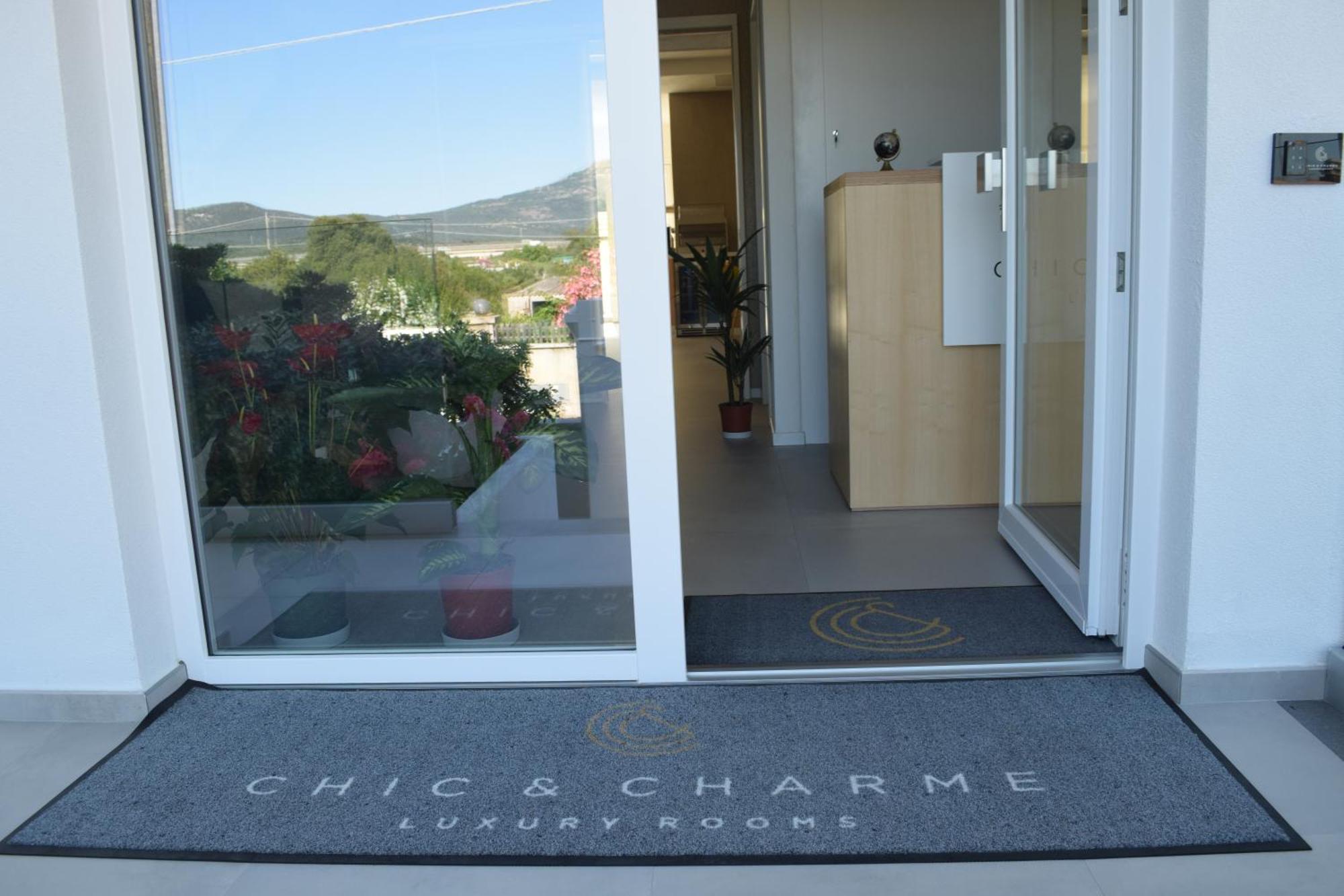 Chic & Charme Luxury Rooms Olbia Exterior photo